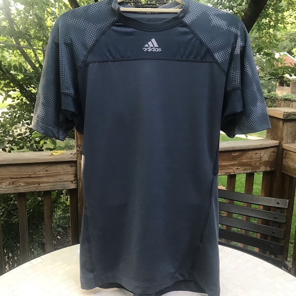 Men’s Adidas Slate Blue Fitted Tee. XL